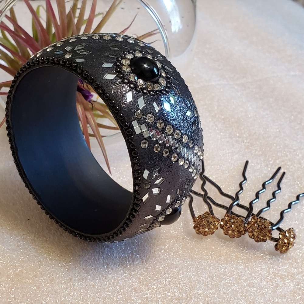 Hair accessories and forever 21bracelet